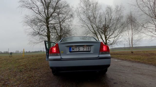 Volvo S60 2.4 N/A Exhaust Sound [5-cylinder] смотреть онлайн