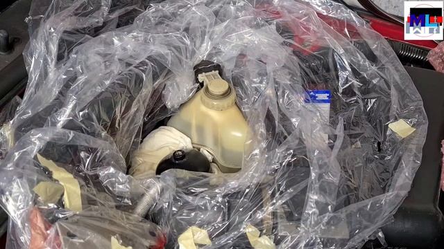 Ate Druckspeicher erneuern beim Volvo 480 Turbo für Jaguar XJS - Ate Membrandruckspeicher wechseln смотреть онлайн