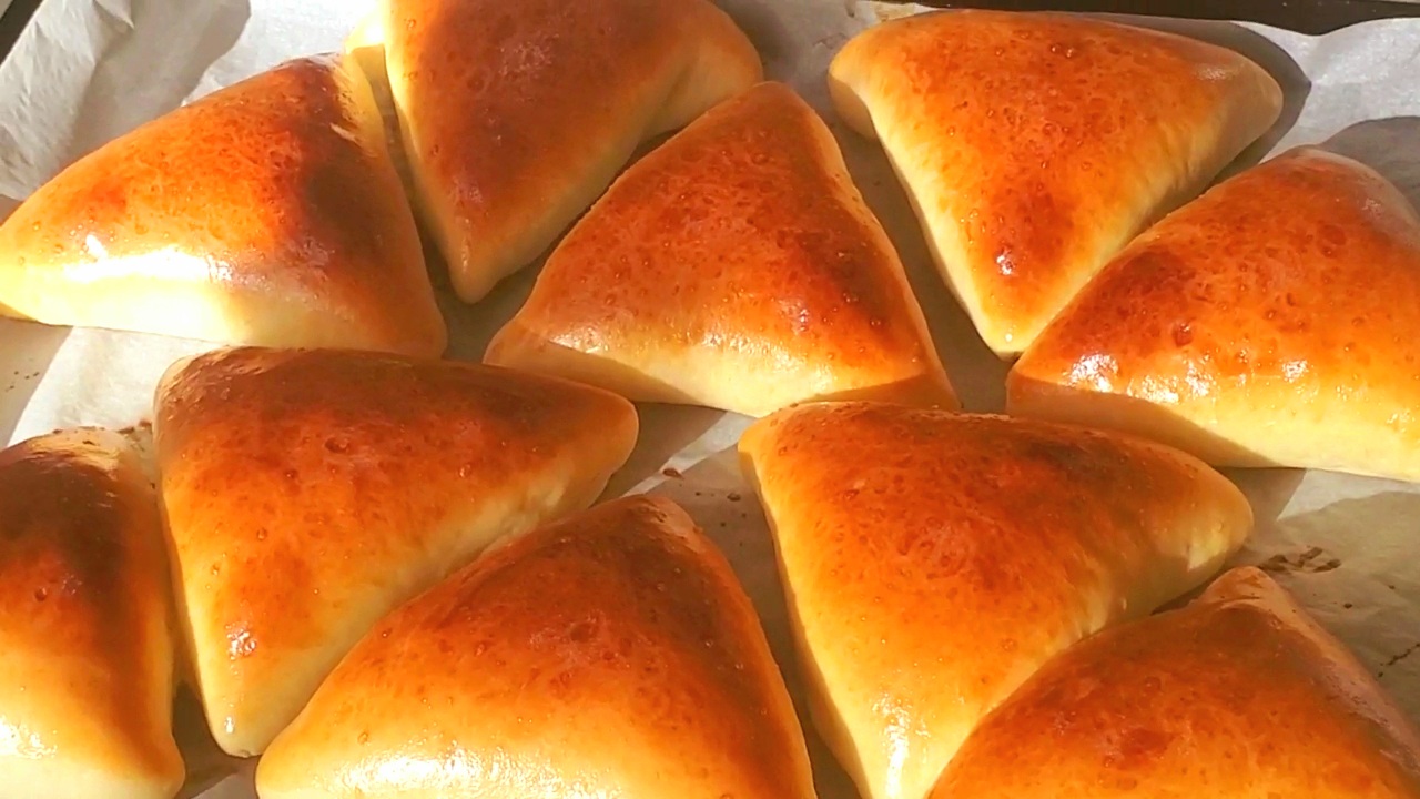 ПИРОЖКИ КАК ПУХ. САМЫЕ ВКУСНЫЕ, МЯГКИЕ.  СЛЕДУЮЩИЙ ДЕНЬ ЕЩЁ ВКУСНЕЕ