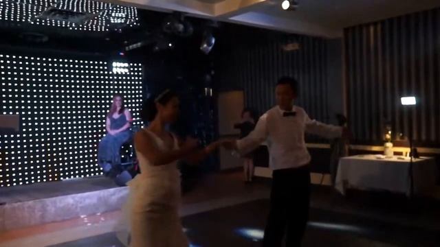 Olga's & Alexander's First Dance Of Love смотреть онлайн