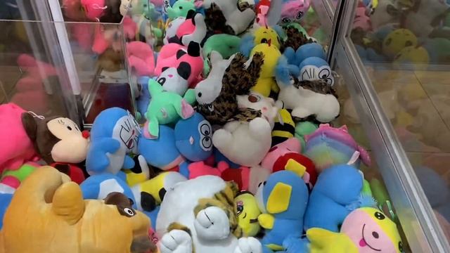 КАК ДОСТАТЬ РЫБУ из Аппарата Хватайка / К нам пристаёт охранник… (feat Настя)