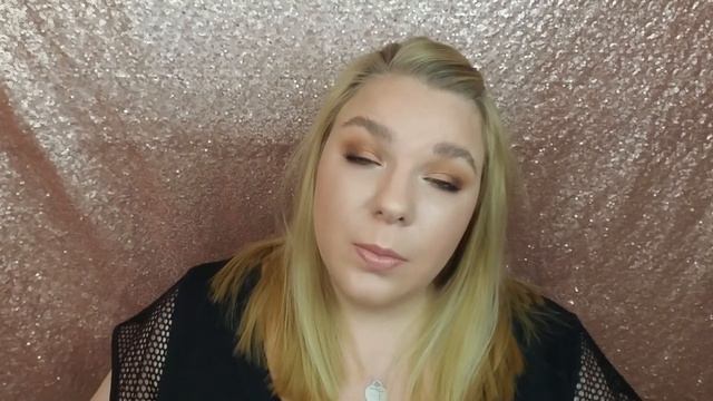 MATTIFY OILY SKIN?! Prime + Powder + Set | Flower Beauty Review смотреть онлайн