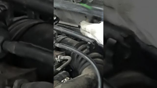 Toyota Camry map sensor installment pt 1 смотреть онлайн