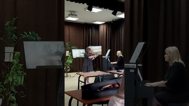 Koncert - E-moll Op.5 Nr 8 Arcangelo Corelli Preludio Allemanda Na Skrzypcach Z Akompaniamentem.