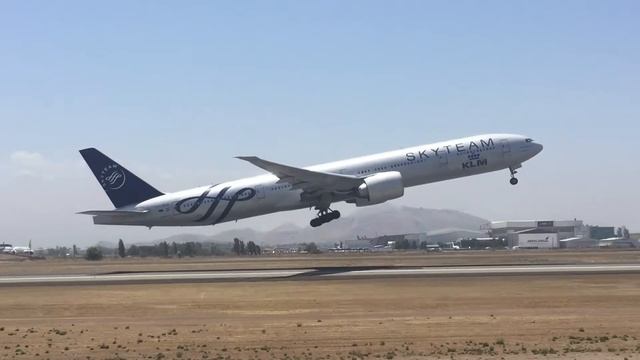 KLM Royal Dutch Airlines ► Boeing 777 ► Takeoff ✈To Buenos Aires EZE Airport.- (PH-BVD) SkyTeam смотреть онлайн