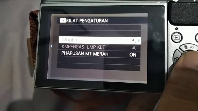 CARA MENYALAKAN FLASH DI FUJIFILM XA-5 | HOW TO TURN ON FLASH ON FUJI XA5 | Cara Mudah! смотреть онлайн