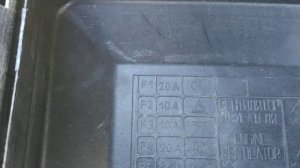 Не работает аварийка на ваз 21099 а поворотники работают,причина найдена