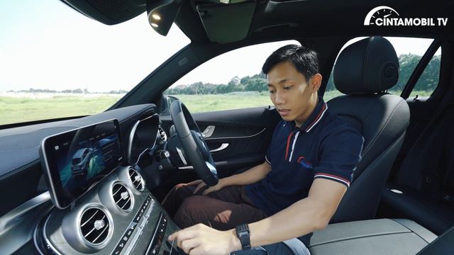 Mercedes-Benz GLC 200 AMG Line 2020 Indonesia | SUV Mewah Rakitan Bogor | Cintamobil TV смотреть онлайн