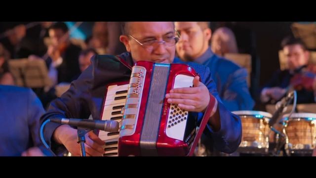 Los Ángeles Azules - Amigos Nada Más ft. Pepe Aguilar (De Plaza En Plaza) смотреть онлайн