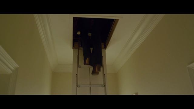 Зомби нападают на дом Элис: Обитель зла 5: Возмездие (2012) Момент из фильма смотреть онлайн