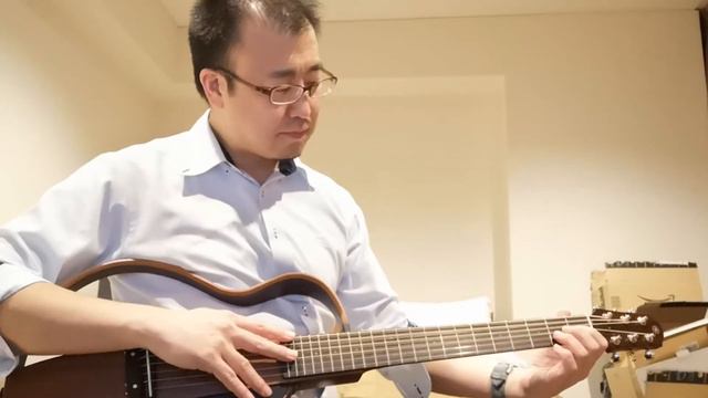 First guitar play on a new guitar. Yamaha SLG200S Silent Guitar. 初めてのギター。ヤマハのサイレントギター初心者です смотреть онлайн
