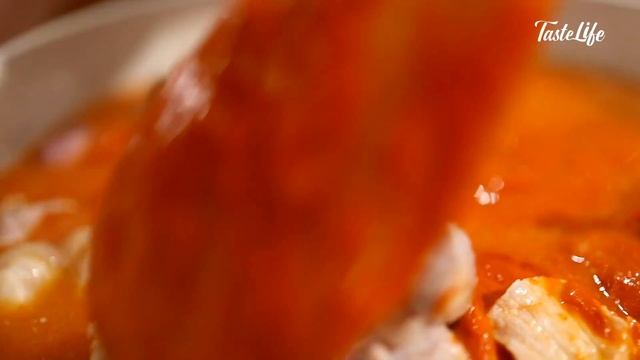 How to Make Perfect Pozole - Spicy Mexican Soup • TasteLife смотреть онлайн