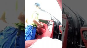 How to remove the side mirror and door handle of Bentley bentayga