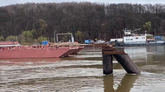 Подмосковье. Озёры. Развод наплавного моста. 21.04.2021 г. смотреть онлайн