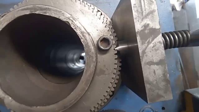 Простое делительное устройство для шпинделя 1М63 смотреть онлайн