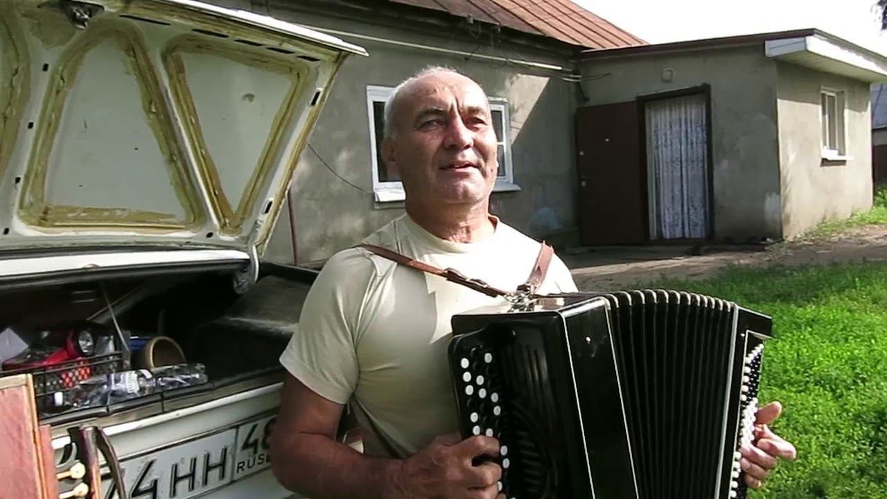 Гармонист Сергей Новиков из Данкова. "Страдания" и другое смотреть онлайн