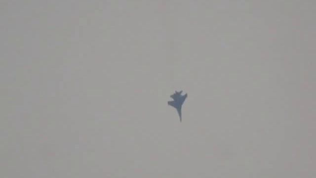 МАКС-2013 РУССКИЕ ВИТЯЗИ, СУ-27 - КОЛОКОЛ смотреть онлайн