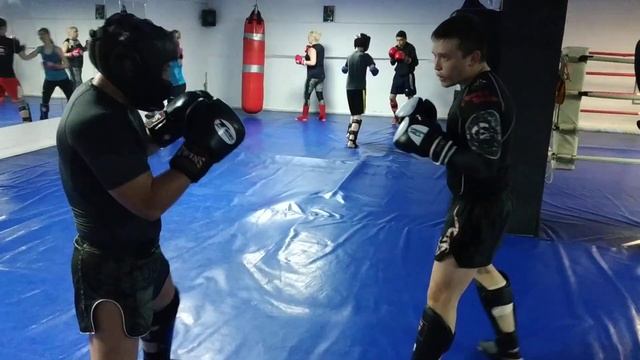 2019.06.10 Спарринг по тайскому боксу в клубе Лотос смотреть онлайн