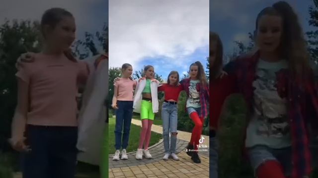 ???? др в стиле 90-Х? смотреть онлайн