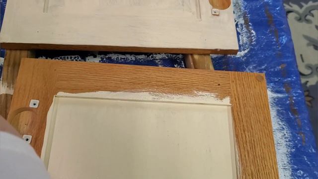 How to Paint Kitchen Cabinets Overview with Dixie Belle Paint смотреть онлайн