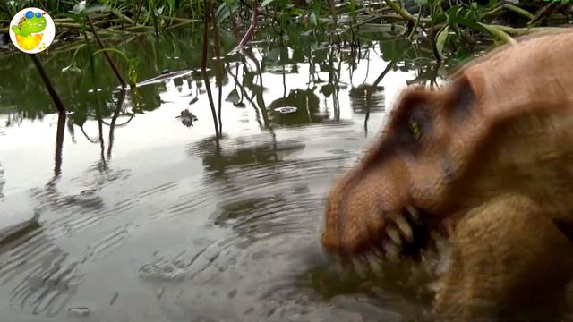 Dinosaur, Crocodile Toy In Wild Swamp - Dinosaur Toy Story # 29 | ToyTV смотреть онлайн