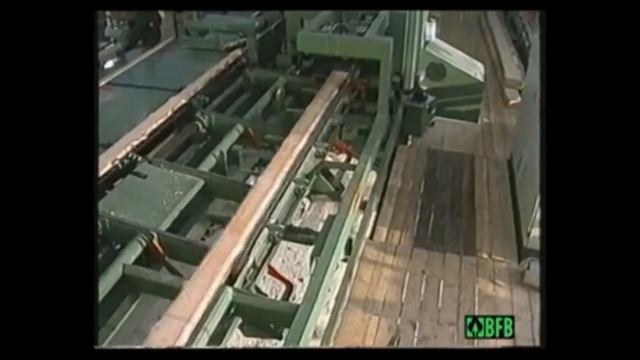 Кромкообрезная линия с использованием лазера. Деревообработка и лесопиление.Станки смотреть онлайн