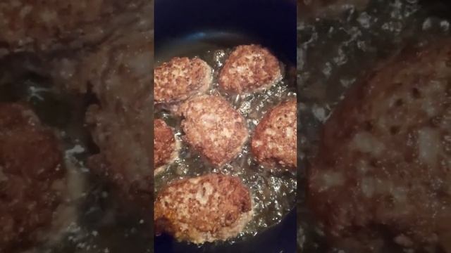 Печеночно-мясные котлеты смотреть онлайн
