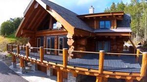 Сруб из рубленного бревна в диком стиле