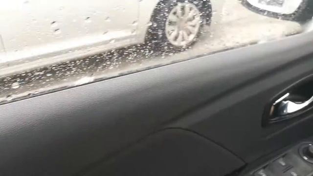 Вот откуда писк в двери Renault Kaptur