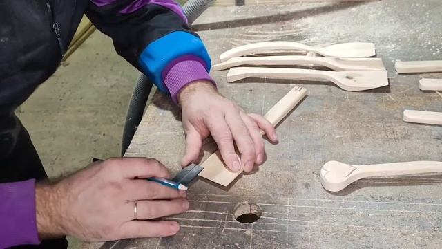 Что можно сделать из поддона своими руками?!!! ОТЛИЧНЫЕ ПОДАРКИ!!! смотреть онлайн