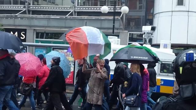 IRA terrorist parade belfast facilitated by psni смотреть онлайн