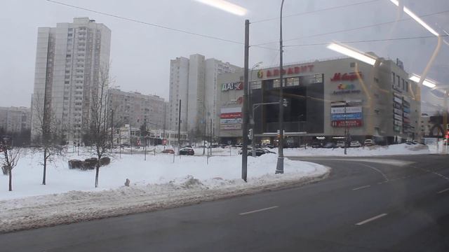 Зимнее утро в Северном Бутово и отправляемся на современном автобусе НефАЗ из Москвы в Подольск смотреть онлайн