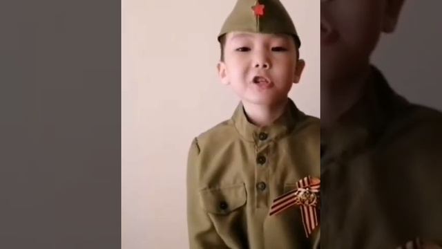 Запустим акцию знамя Победы красного цвета!!! Передайте дальше... смотреть онлайн