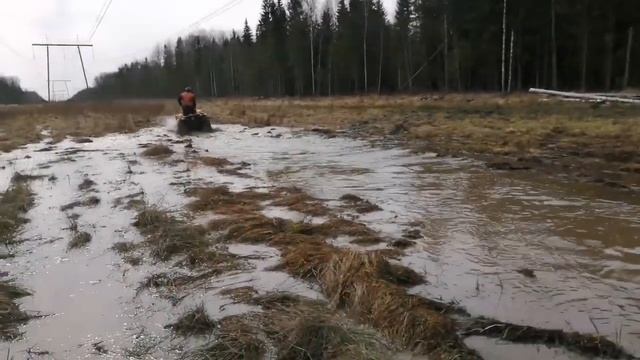Тренировка по трофи на квадроциклах, плаваем, прыгаем, тонем) смотреть онлайн