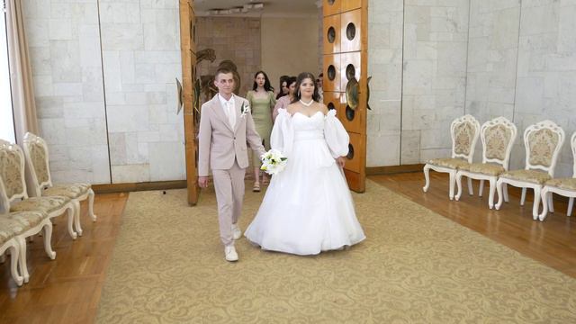 Свадебный фильм, длительность до пятнадцати минут, самые яркие эмоциональные моменты свадьбы смотреть онлайн