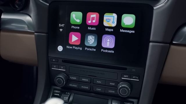Porsche Communication Management (PCM). Apple CarPlay.