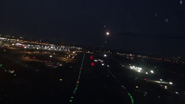 Ночной взлет из Нью-Йорка. Боинг 777. смотреть онлайн