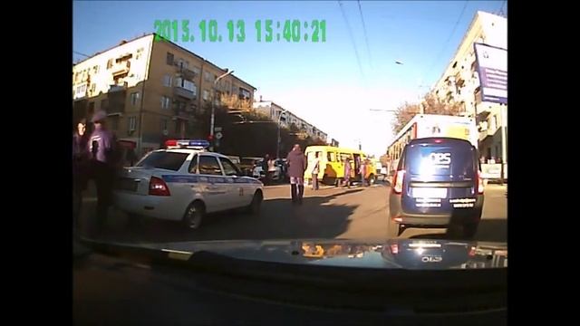 Копия видео "дтп в Ворошиловском районе Волгограда" смотреть онлайн