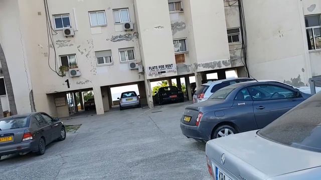 Кипр. Утренний Лимасол. Обзор апартаментов и отелей на первой береговой линии. смотреть онлайн