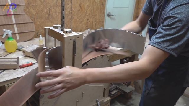 Process Of Making Acoustic Guitar. South Korean Instrument Master смотреть онлайн