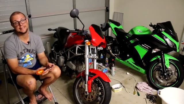 Buying an old (2002) Ducati Monster! смотреть онлайн