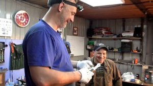 Двигатель toyota 1ZZ-FE. Нюансы при замене маслосъемных колпачков.