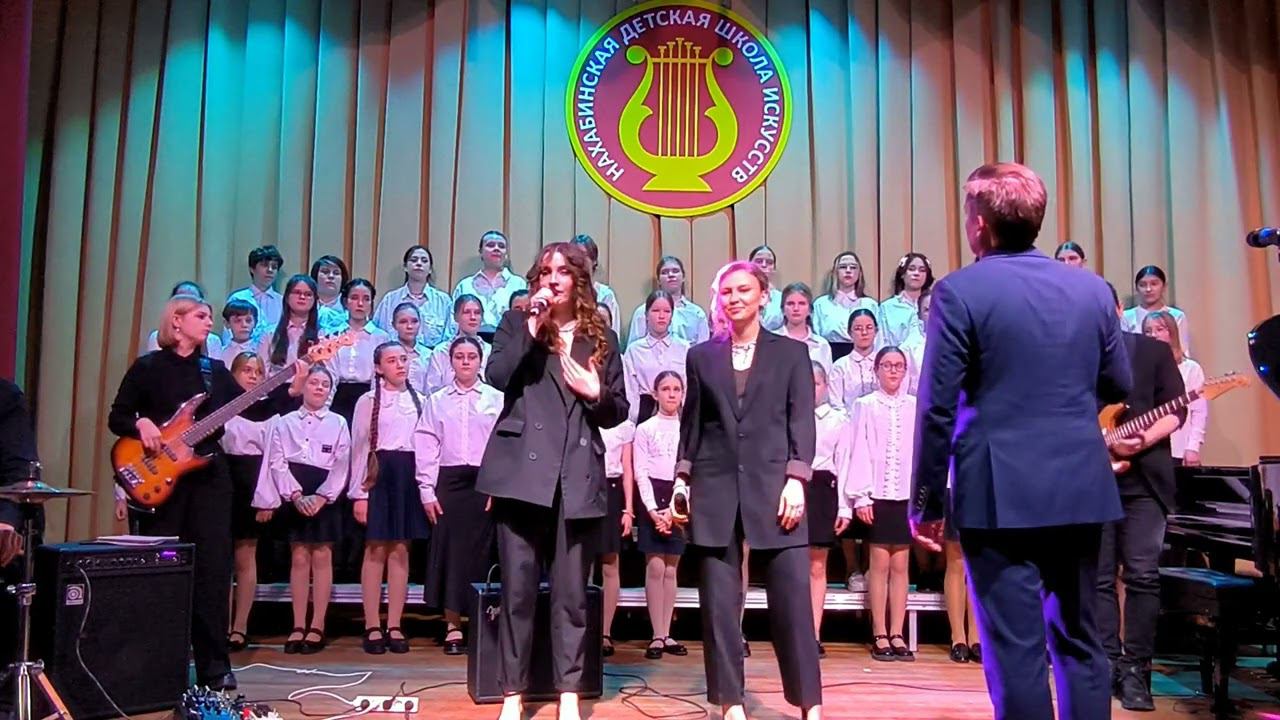 23. Дубравин, сл. Пляцковского - "Когда играет музыкант", Кельми, сл. Пушкиной - "Замыкая Круг" смотреть онлайн