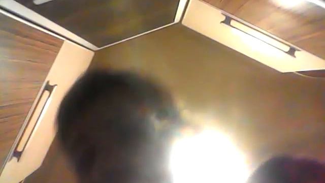 Поверхностное натяжение воды (трескающийся тальк) смотреть онлайн