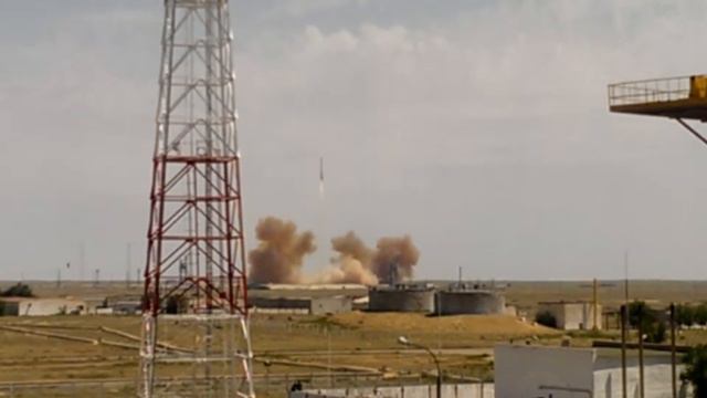 пуск ракета протон.КОСМОДРОМ БАЙКОНУР. смотреть онлайн