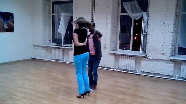 BACHATA WITH DJUNI D 1 T*T AND SVETA IN MAMBOGROUP смотреть онлайн