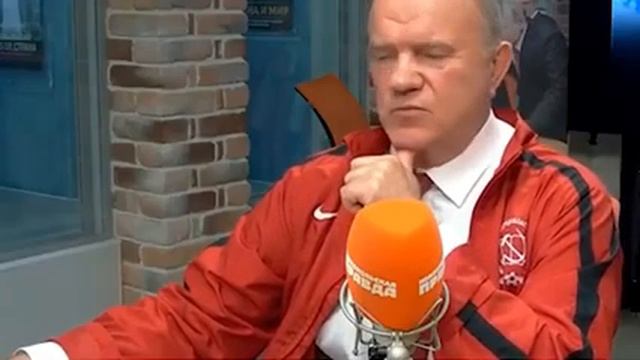 Геннадий Зюганов забыл принять таблетки и заявил, что Иисус Христос был самым первым коммунистом смотреть онлайн
