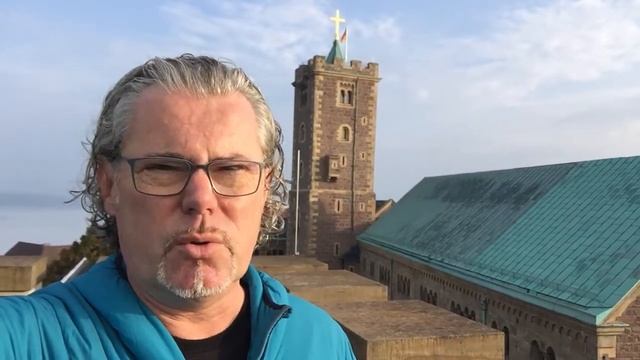 Wartburg vs Neuschwanstein = Original vs Copy смотреть онлайн