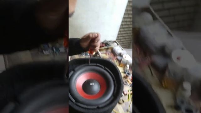Bass Repair s смотреть онлайн