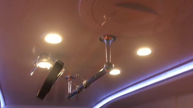 Какие LADA Largus нужны для спасения людей | Обзор медицинского LADA Largus для скорой помощи